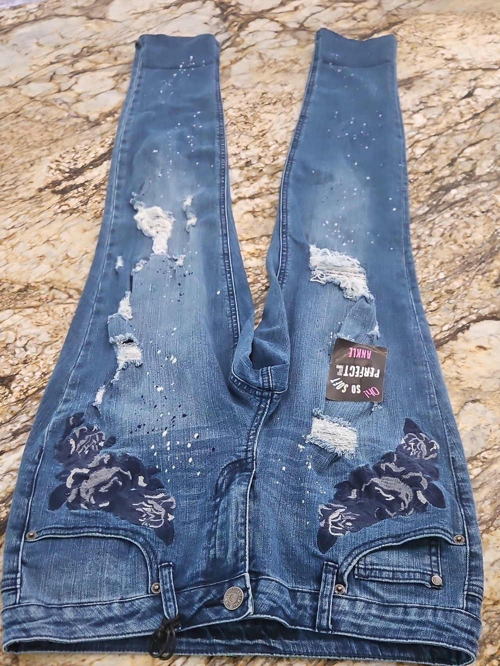 Rampage Distressed Blue Jeans with Floral Embroidery. Size11 Inseam 30" Rise 9.5